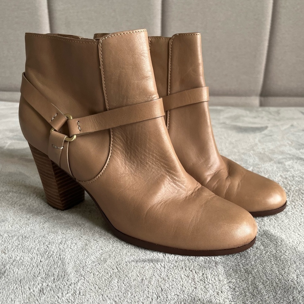 Cole Haan Tan Leather Bootie Size 9.5B